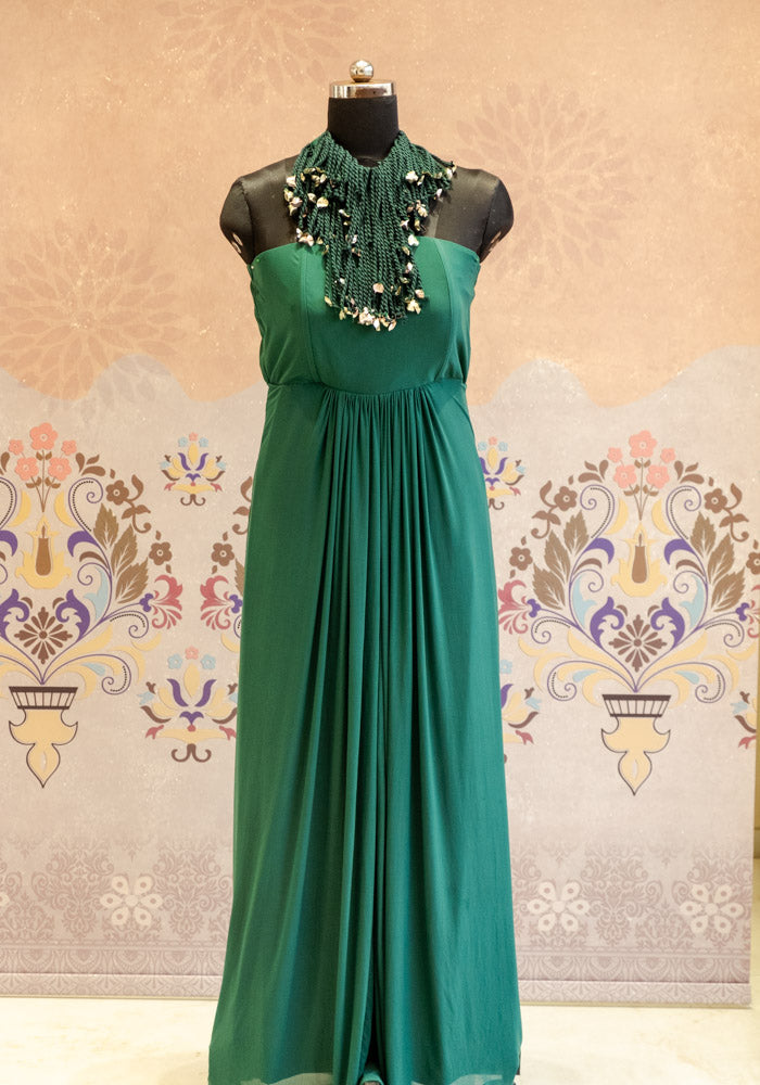 ROSY WITH NECKPIECE